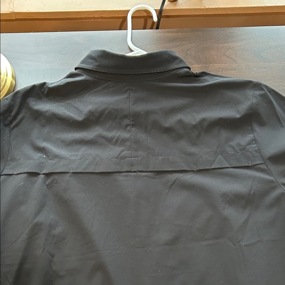 The North Face Men’s Black Long Sleeve hiking Shirt - Picture 4 of 5